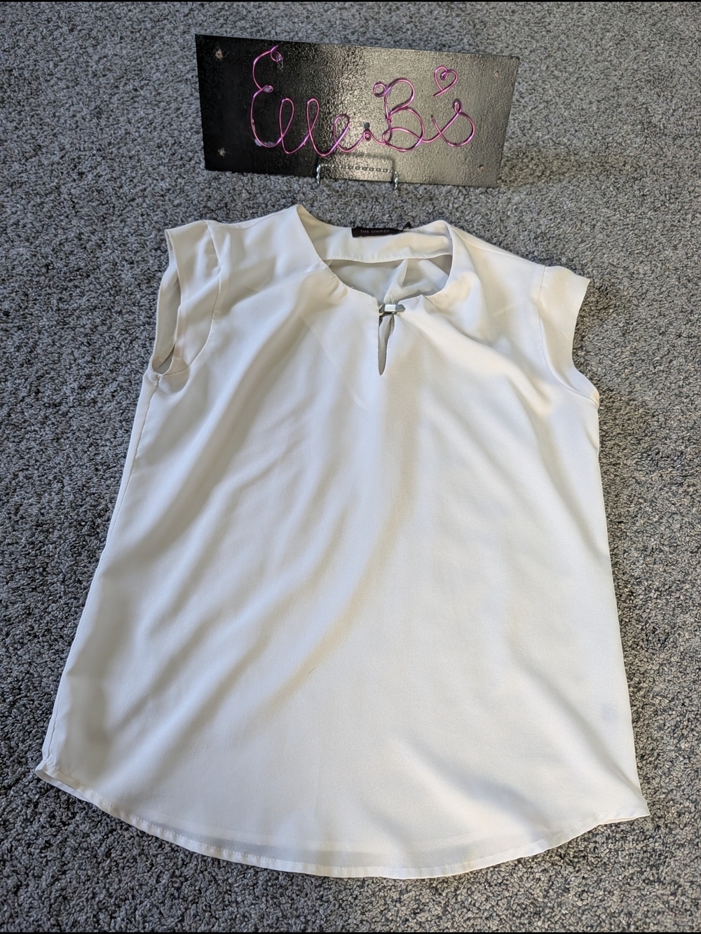 Used Fair Condition Limited Cream Cap-Sleeve Keyhole Blouse with Metal Accent S